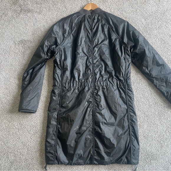 Athleta Summit Insulated Parka S Mountain Olive Primaloft Eco Recycled Nylon NEW - Picture 6 of 10
